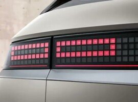 Desain Lampu Belakang Khas Parametric Pixel Rear Lamp Hyundai Ioniq 5 - Dealer Hyundai Kebon Jeruk