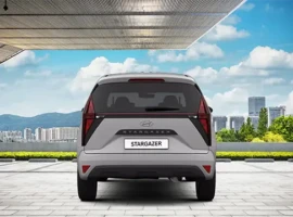Tampak Belakang Hyundai Stargazer - Dealer Jakarta Barat