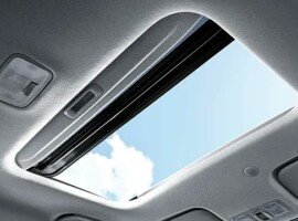 Fitur Atap Terbuka Mewah Electric Sunroof Hyundai Venue - Dealer Hyundai Jakarta Barat